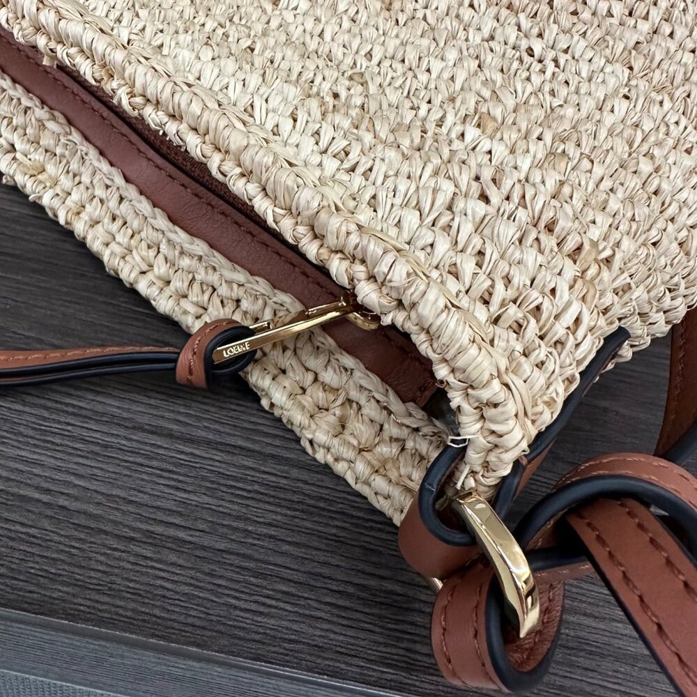 Loewe Raffia Woven Paula's Ibiza Crossbody Bag - Picture 7 of 9
